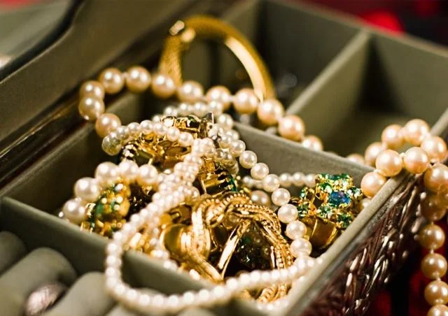 宝石,真珠,パール,ゴールド,ジュエリーボックス,アクセサリー,豪華,貴金属,ネックレス,リング,宝飾品