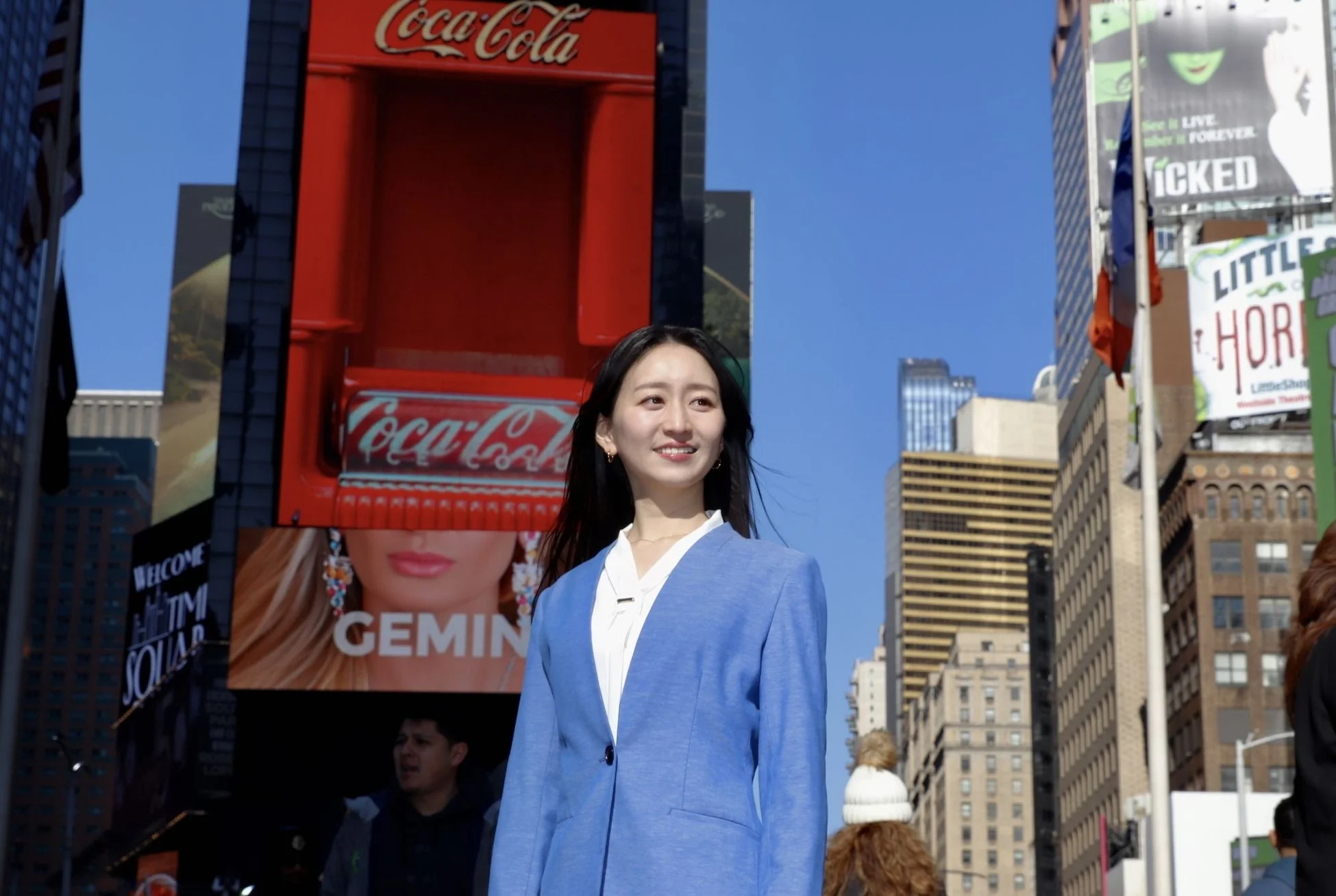 タイムズスクエアでの笑顔